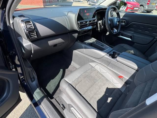 2025 Citroen C5 Aircross 1.2 Hybrid 136 Max Edition 5dr e-DSC6