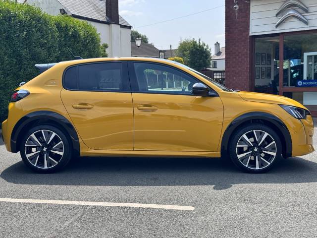 2022 Peugeot 208 1.2 PureTech 100 GT 5dr EAT8