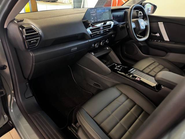 2025 Citroen C4 1.2 PureTech MHEV MAX Hatchback 5dr Petrol Hybrid e-DSC Euro 6 (s/s) (145 ps)