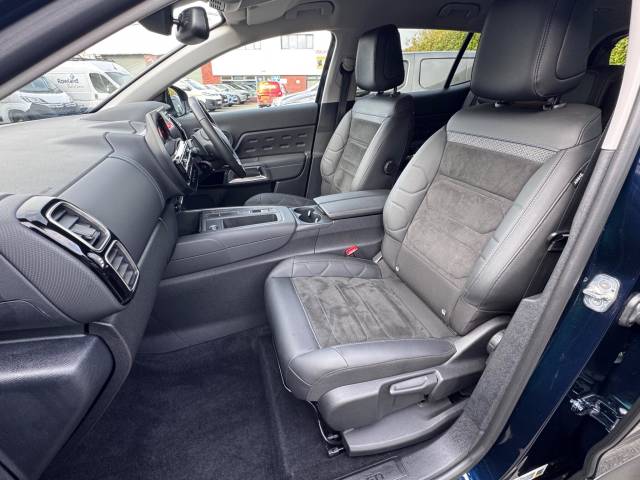 2025 Citroen C5 Aircross 1.2 Hybrid 136 Max Edition 5dr e-DCS6