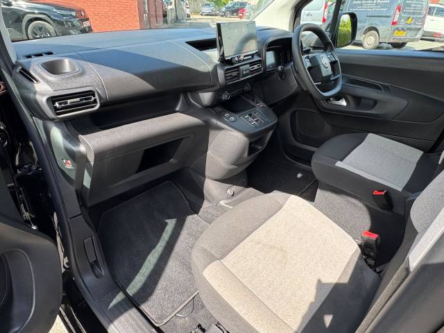 2025 Citroen E-Berlingo 0.0 100kW Plus XL 52kWh 5dr Auto [7 Seat]