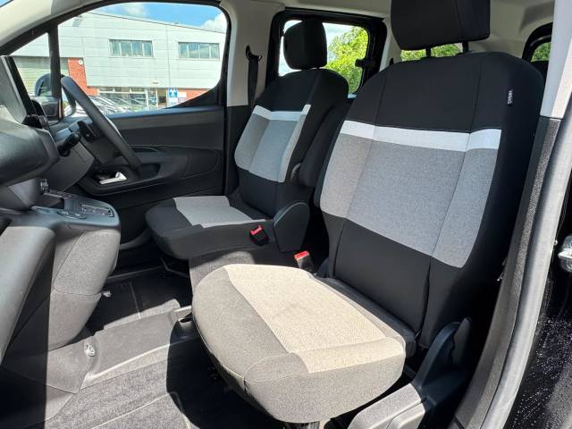 2025 Citroen E-Berlingo 0.0 100kW Plus XL 52kWh 5dr Auto [7 Seat]