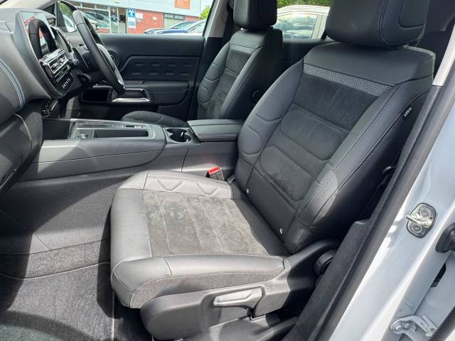 2025 Citroen C5 Aircross 1.2 Hybrid 136 Max Edition 5dr e-DCS6