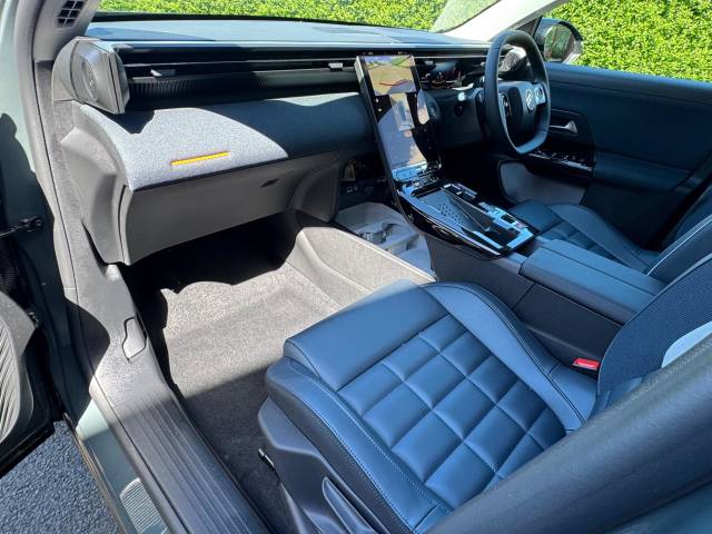 2026 Citroen e-C5 Aircross Comfort Range 73kWh MAX SUV 5dr Electric Auto (210 ps)