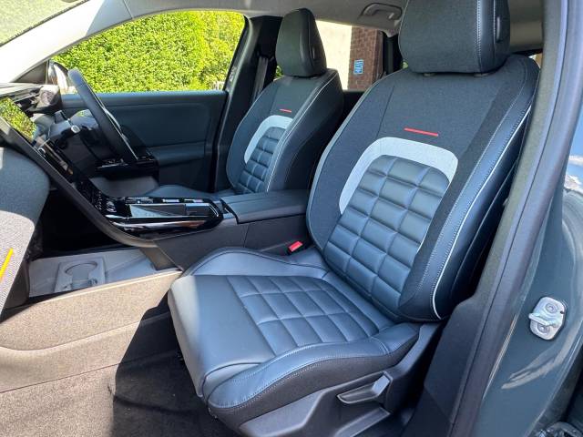 2026 Citroen e-C5 Aircross Comfort Range 73kWh MAX SUV 5dr Electric Auto (210 ps)