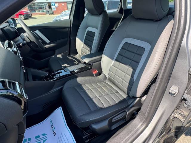 2025 Citroen C4 X 1.2 Hybrid [136] Plus 4dr Auto