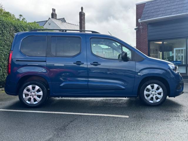 2022 Vauxhall Combo-life 1.5 Turbo D SE 5dr