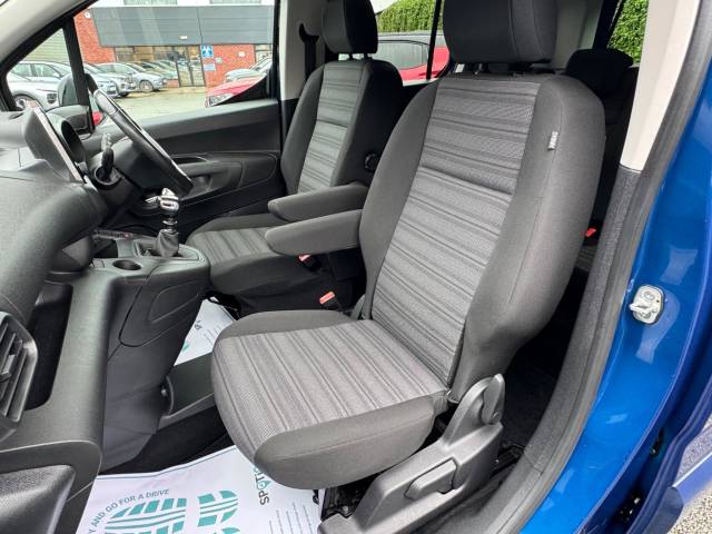 2022 Vauxhall Combo-life 1.5 Turbo D SE 5dr